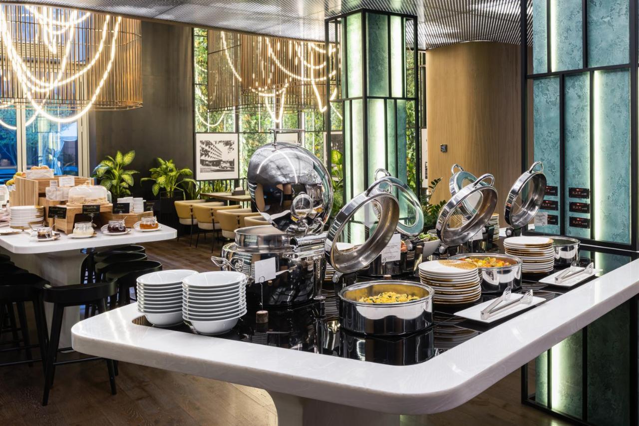 Novotel Living Almaty Jetisu 外观 照片