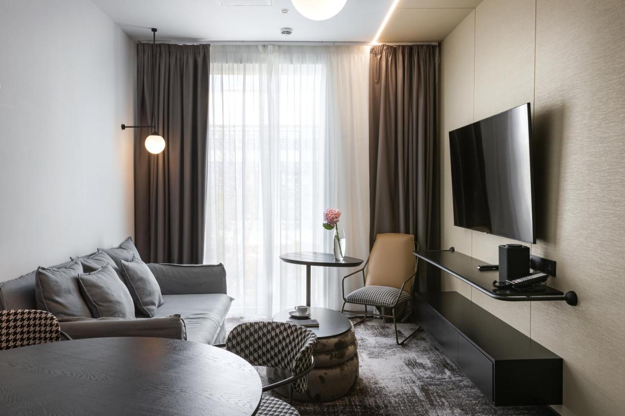 Novotel Living Almaty Jetisu 外观 照片