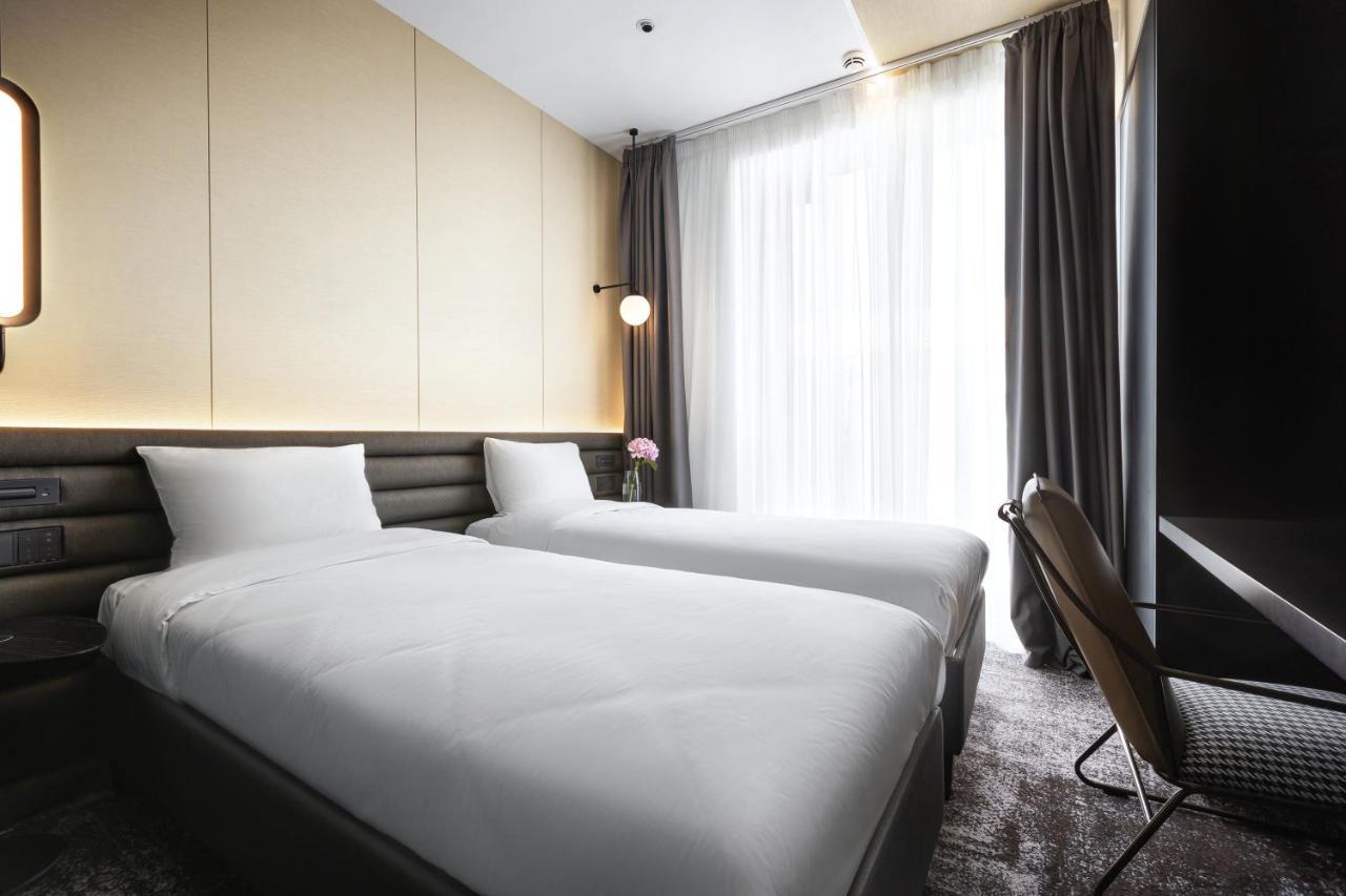 Novotel Living Almaty Jetisu 外观 照片