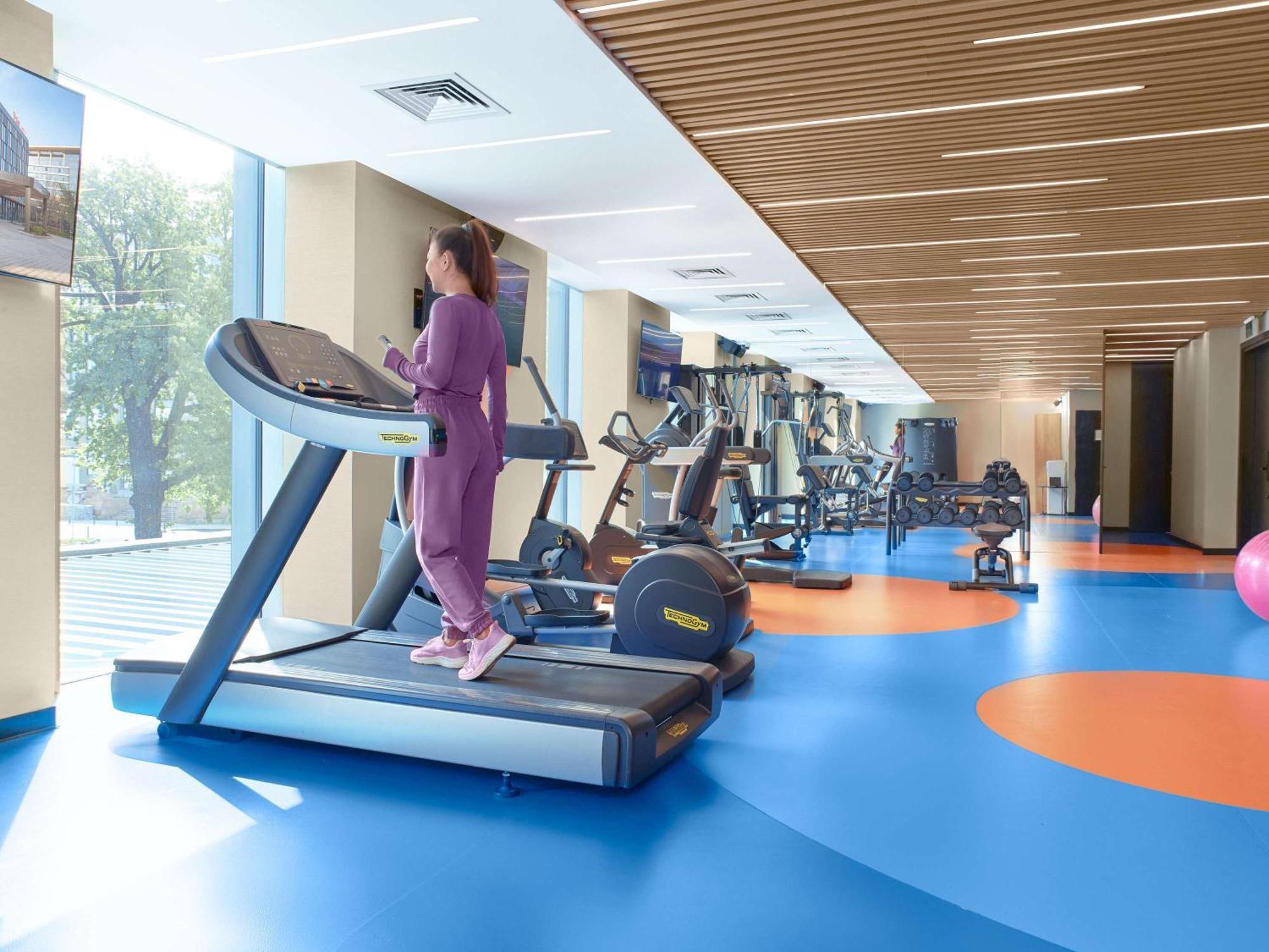 Novotel Living Almaty Jetisu 外观 照片